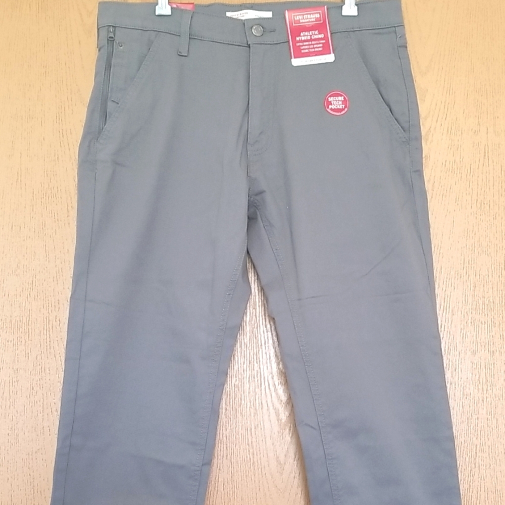 Levi's Men's Athletic Hybrid Chino. Gray. Men's size 34x30